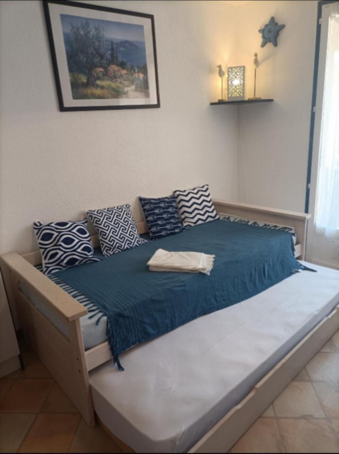 Appartement " Le Grand Bleu " A 3 Min De La Plage La Londe-les-Maures Luaran gambar